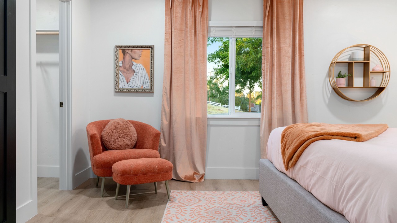 Photo of Bedroom in Loomis