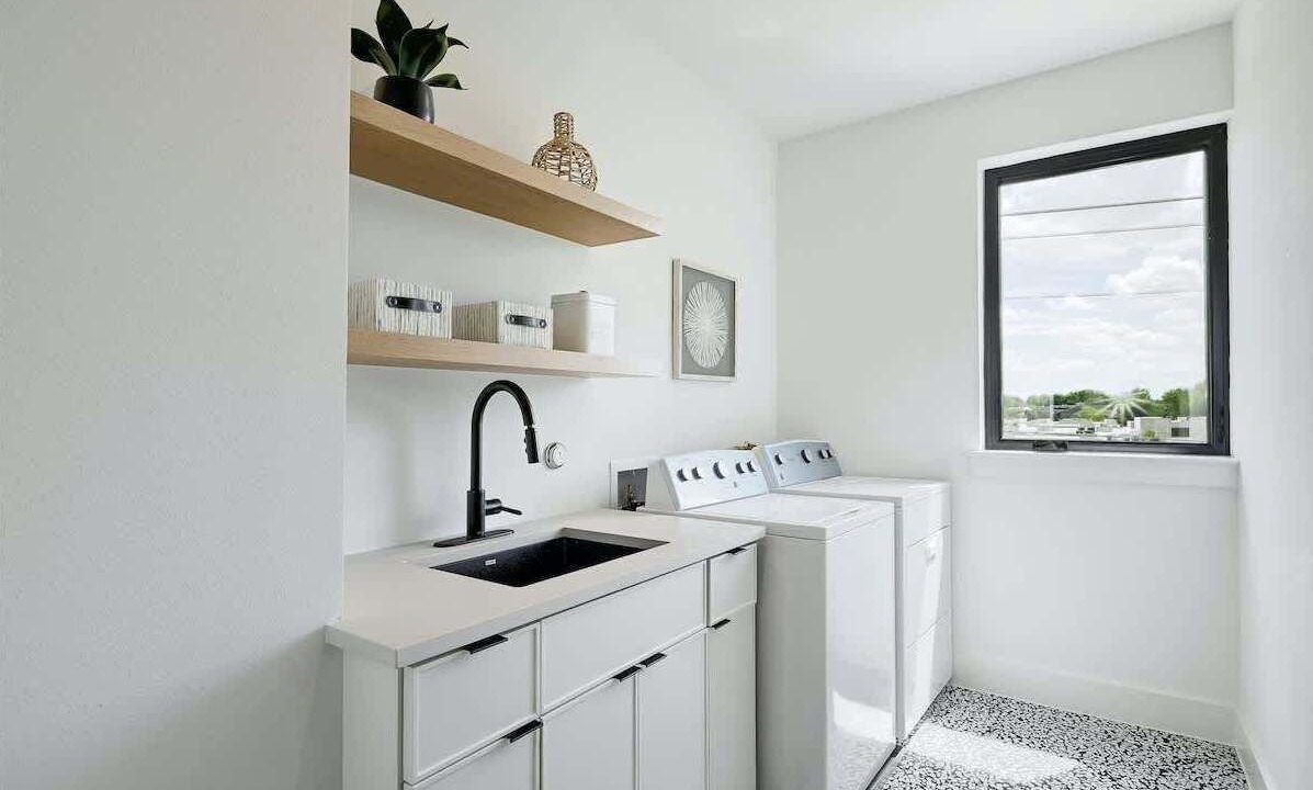 Photo of Bedroom in Elmhurst Heights