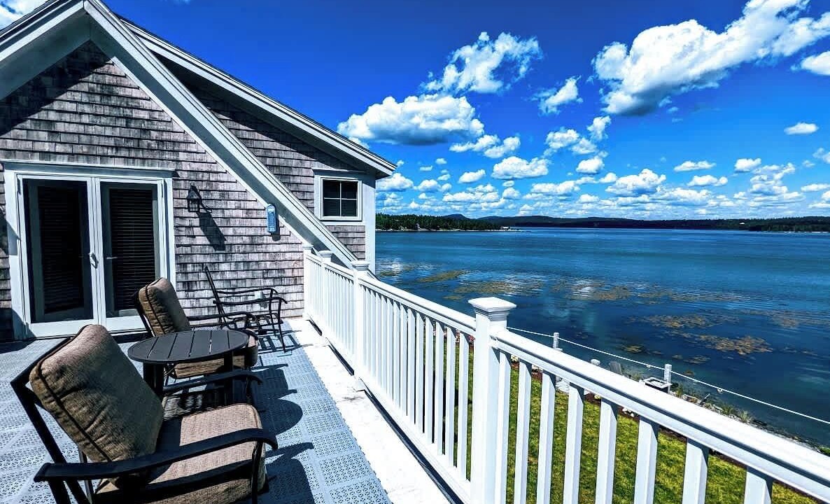 Photo of Patio Balcony in Hancock Point