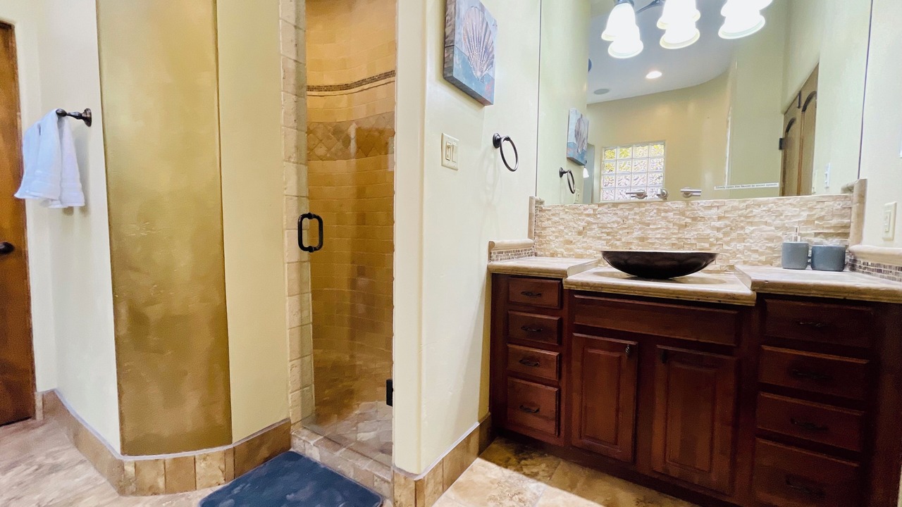 Photo of Bathroom in Albuquerque