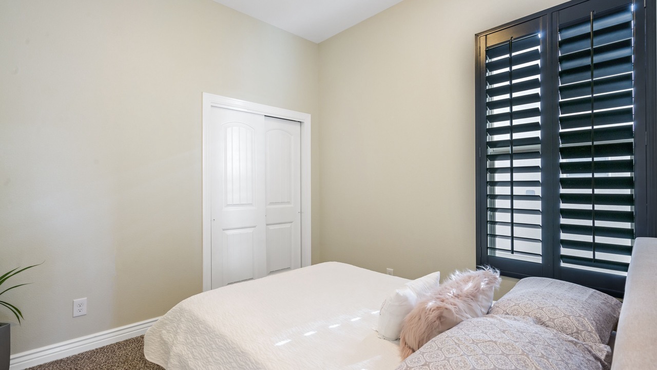 Photo of Bedroom in Biggs Field