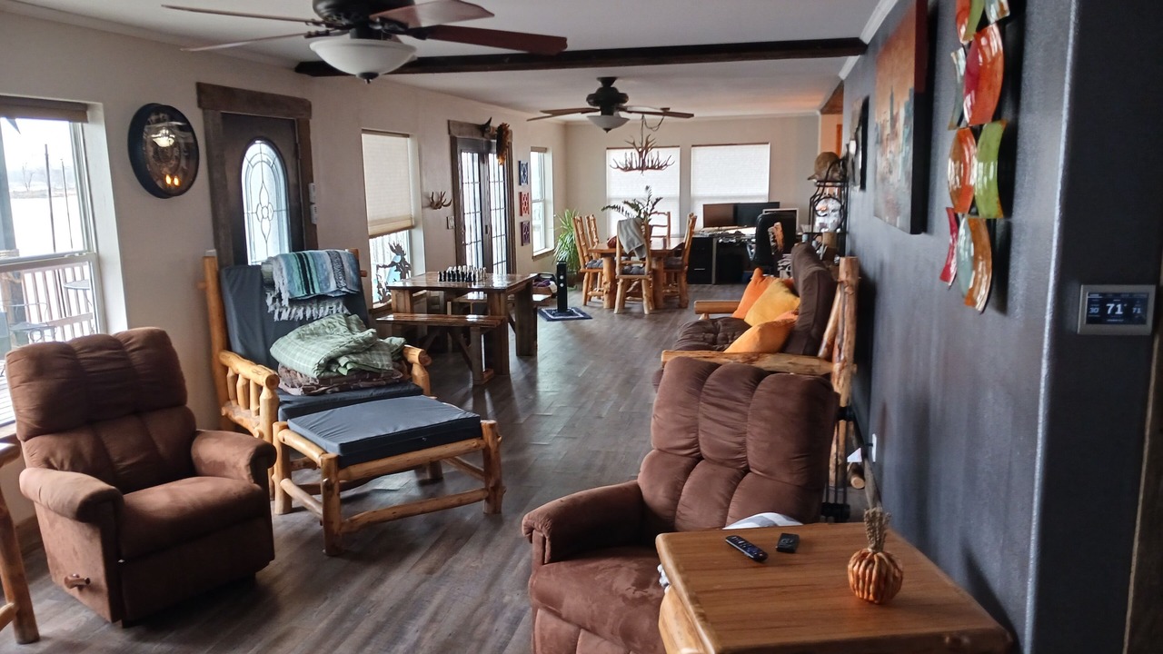 Photo of Livingroom in Big Lake