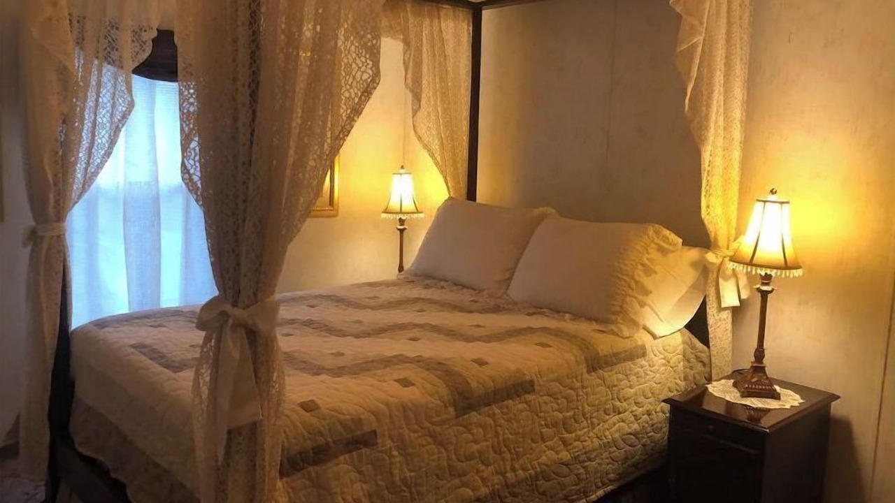 Photo of Bedroom in Narvon