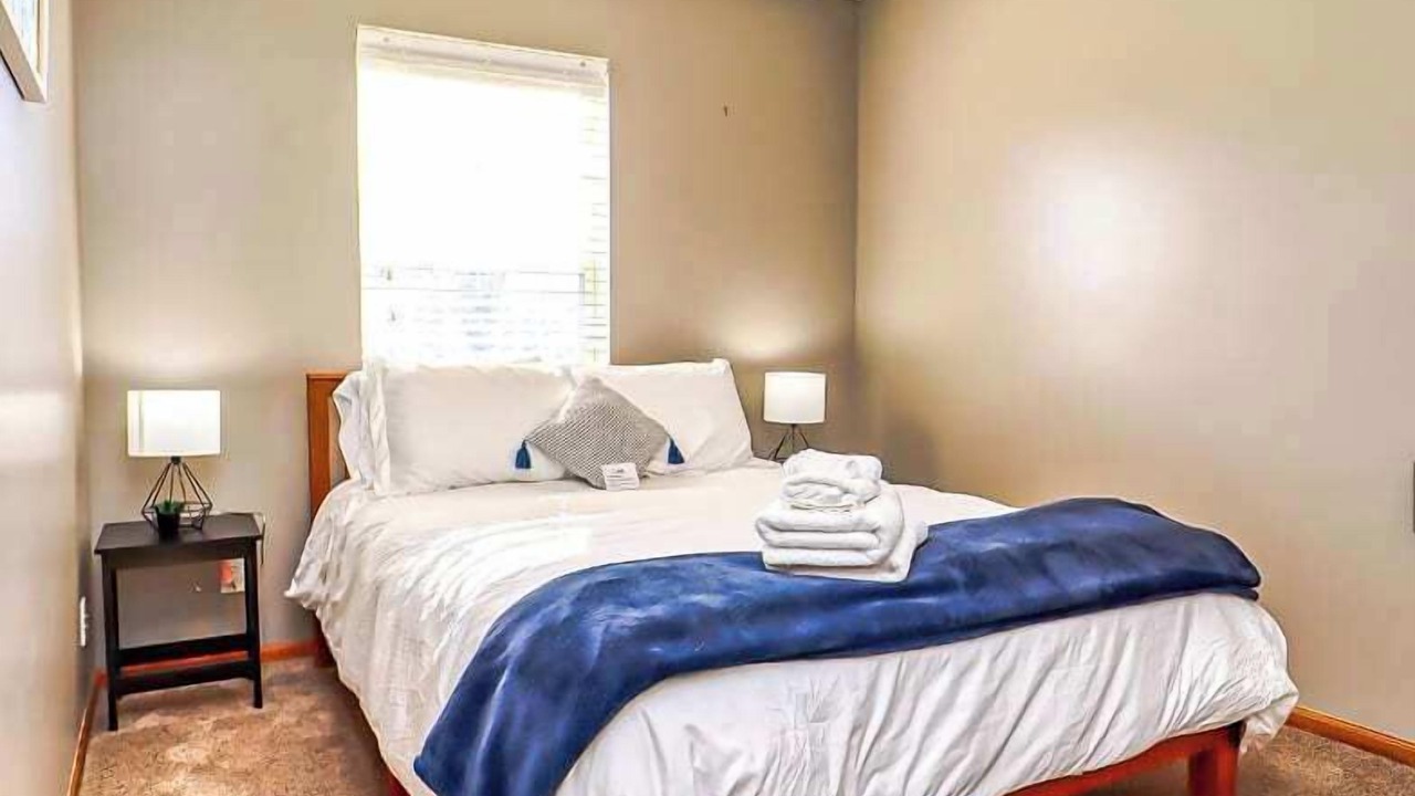 Photo of Bedroom in Lincoln
