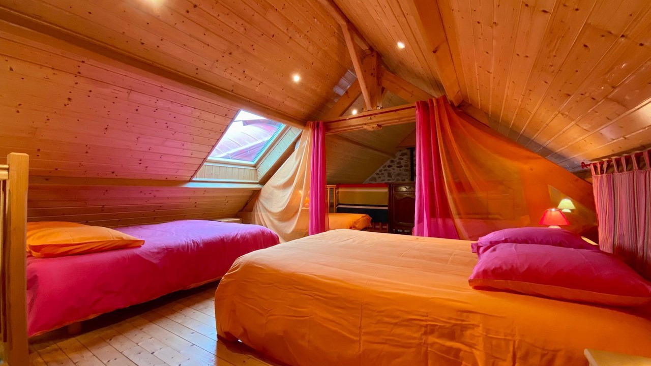 Photo of Bedroom in Mesanger