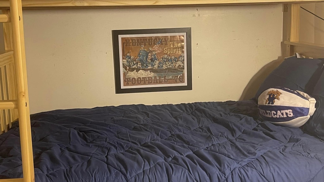Photo of Bedroom in Tompkinsville