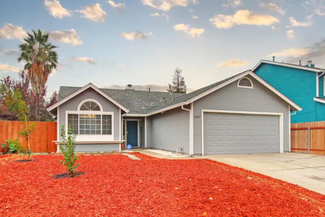 Photo of Outdoor in Hood