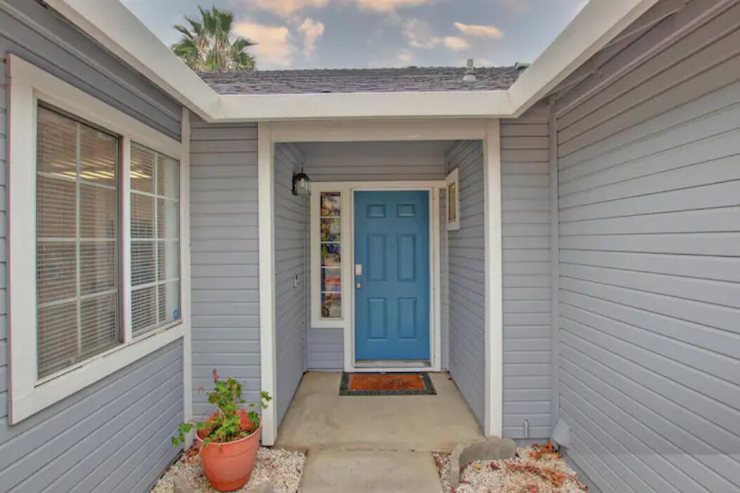 Photo of Outdoor in Hood