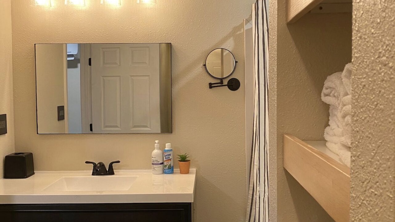 Photo of Bathroom in Alpine