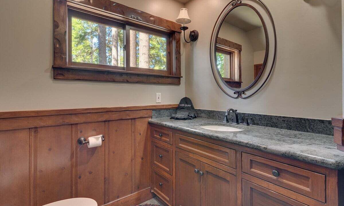 Photo of Bathroom in Timberland