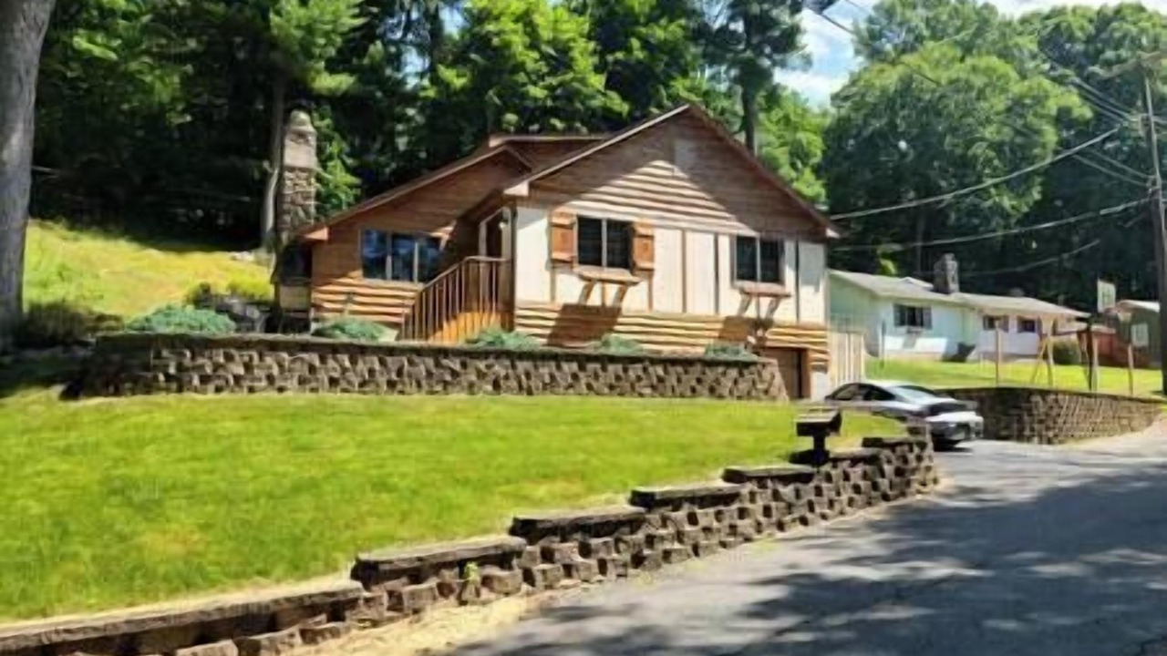 Photo of Others in Lake Mohawk