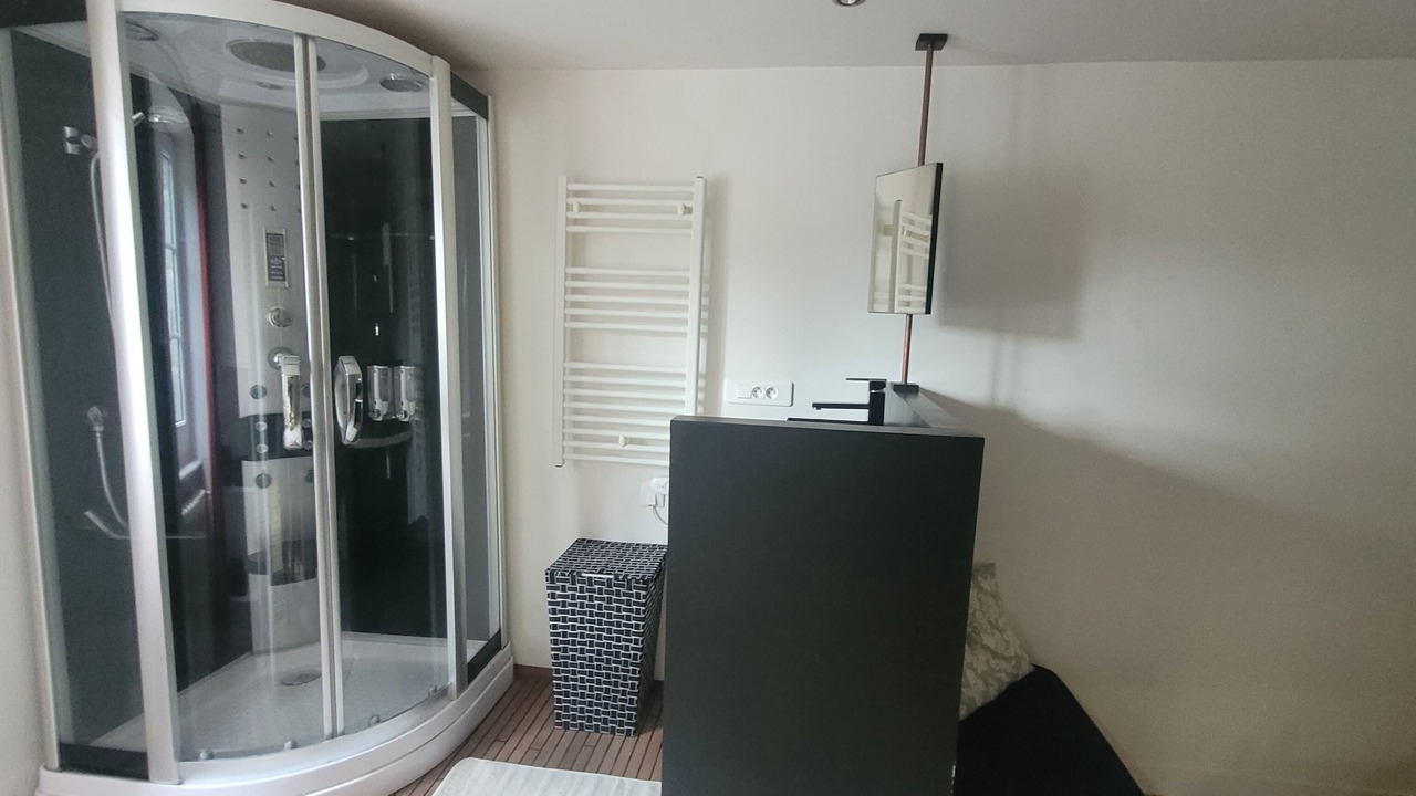 Photo of Bathroom in Le Minihic-sur-Rance