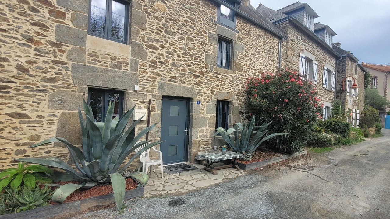 Photo of Outdoor in Le Minihic-sur-Rance