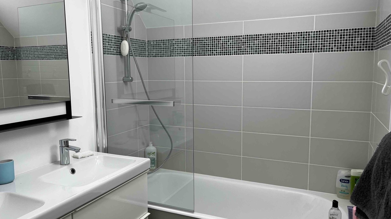 Photo of Bathroom in Pornichet
