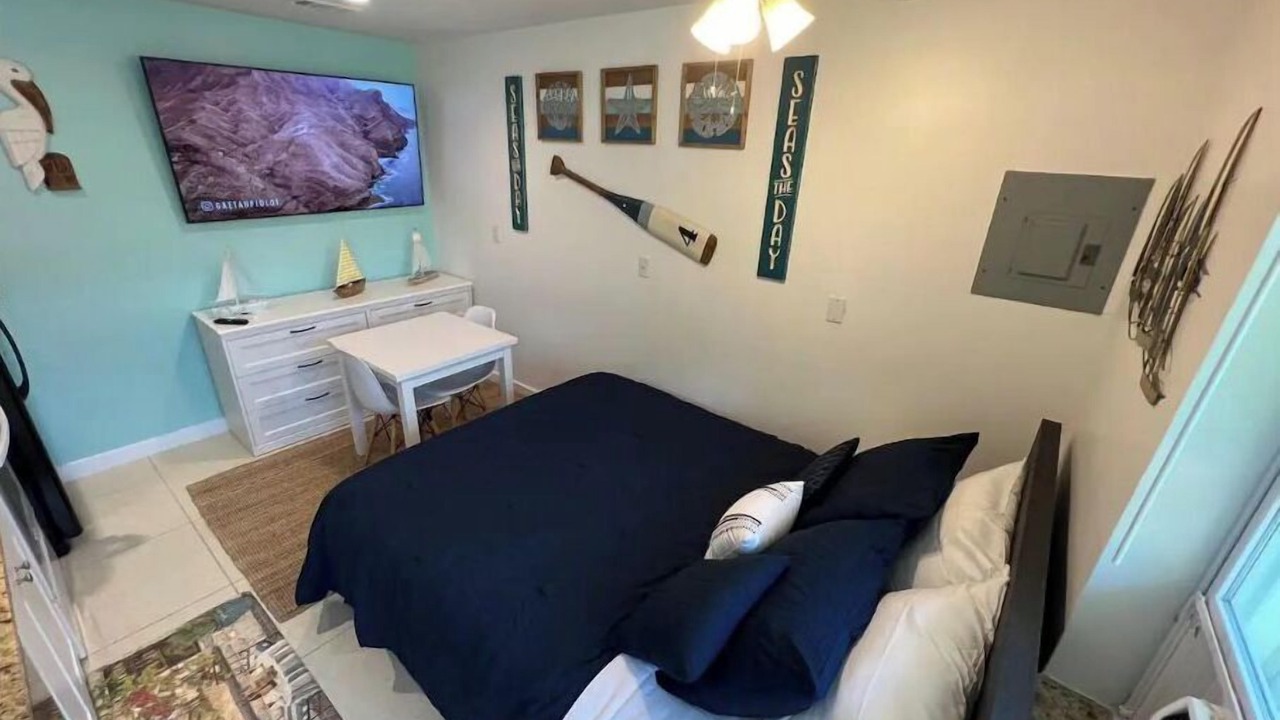 Photo of Bedroom in Lake Ridge