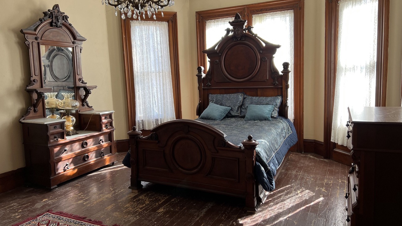 Photo of Bedroom in Blue Mound