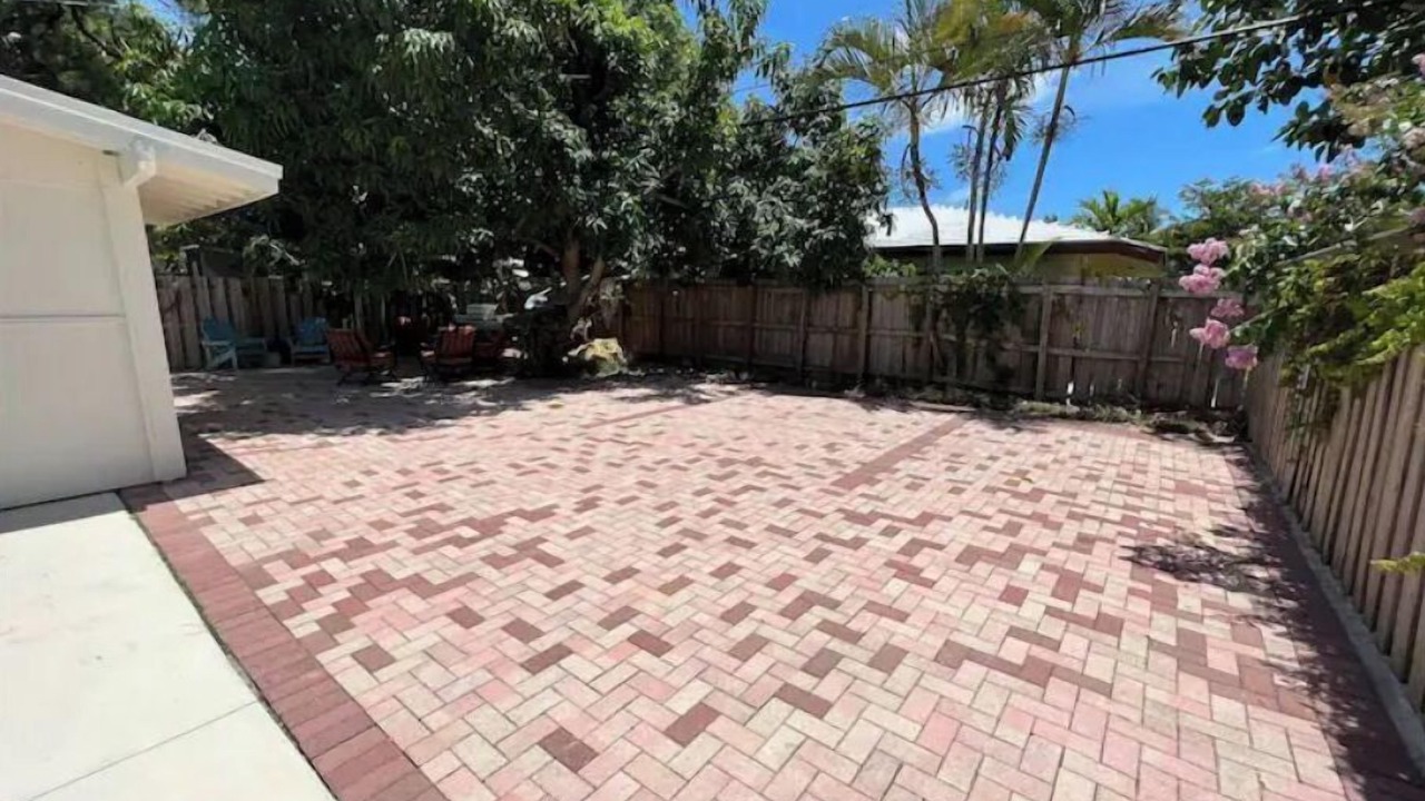 Photo of Patio Balcony in Lake Ridge