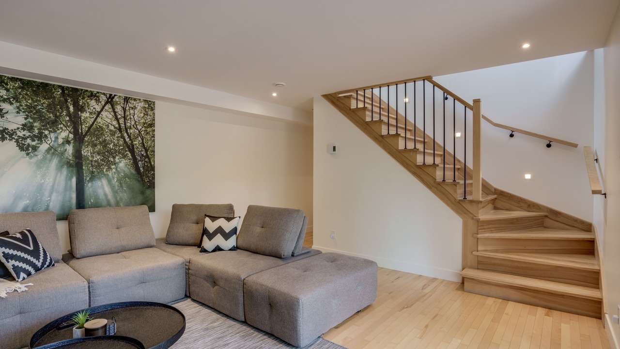 Photo of Livingroom in Sainte-Emelie