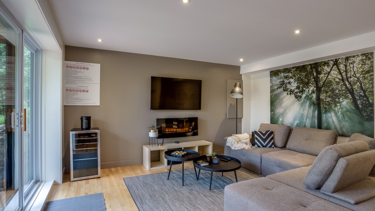 Photo of Livingroom in Sainte-Emelie