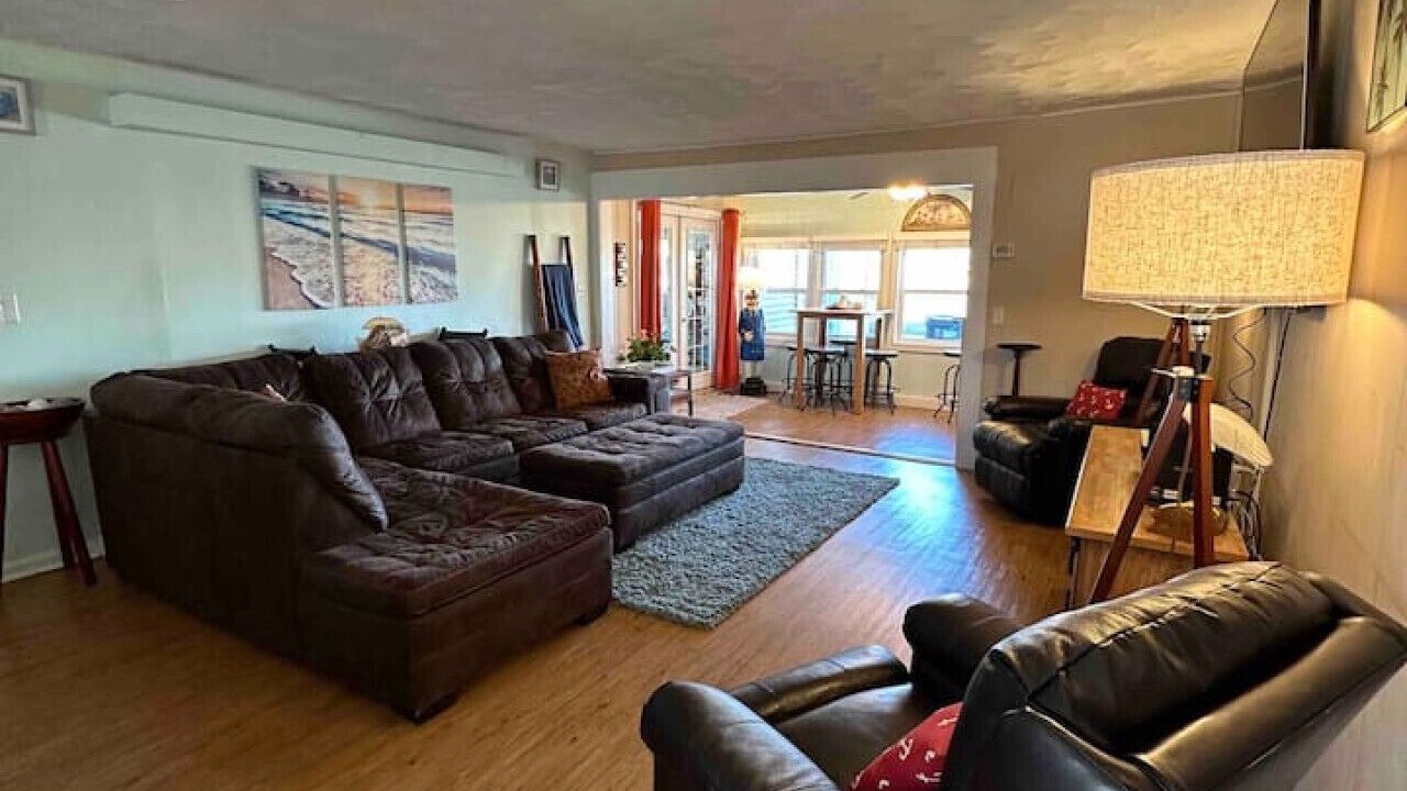 Photo of Livingroom in Verona Beach