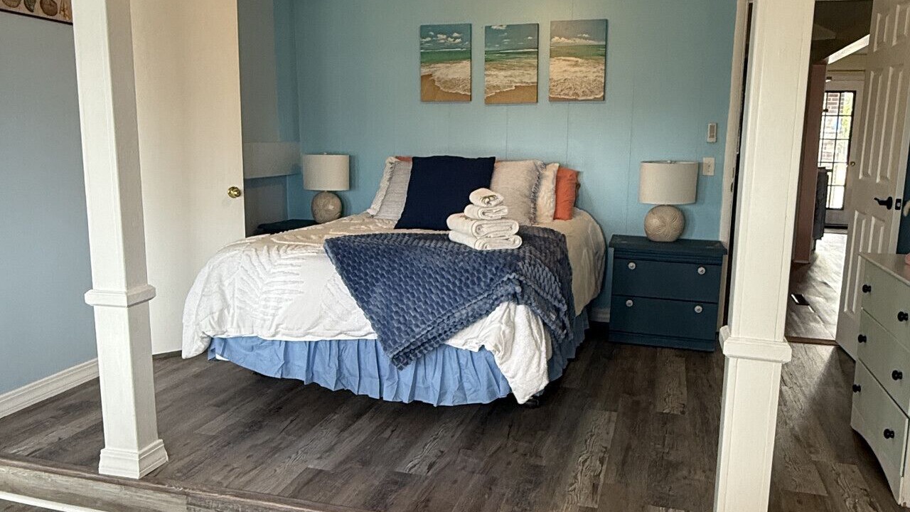 Photo of Bedroom in Verona Beach