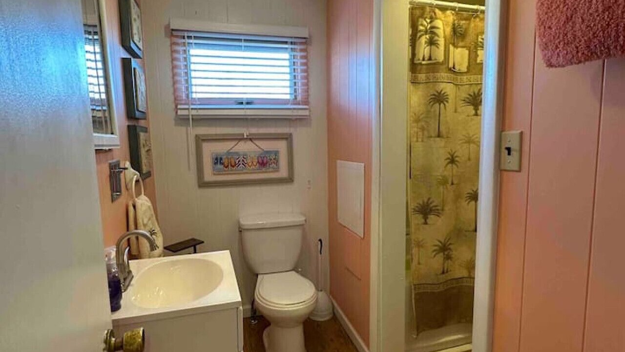 Photo of Bathroom in Verona Beach