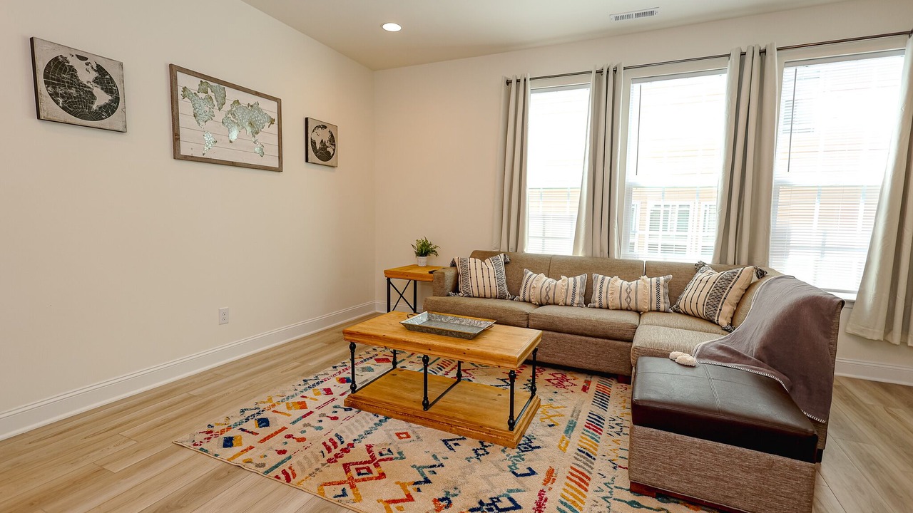 Photo of Livingroom in Southeast Raleigh