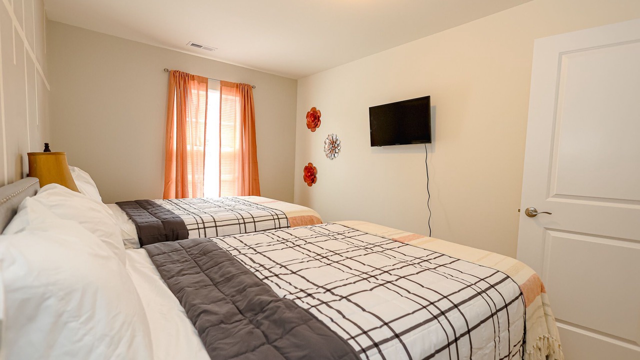 Photo of Bedroom in Southeast Raleigh