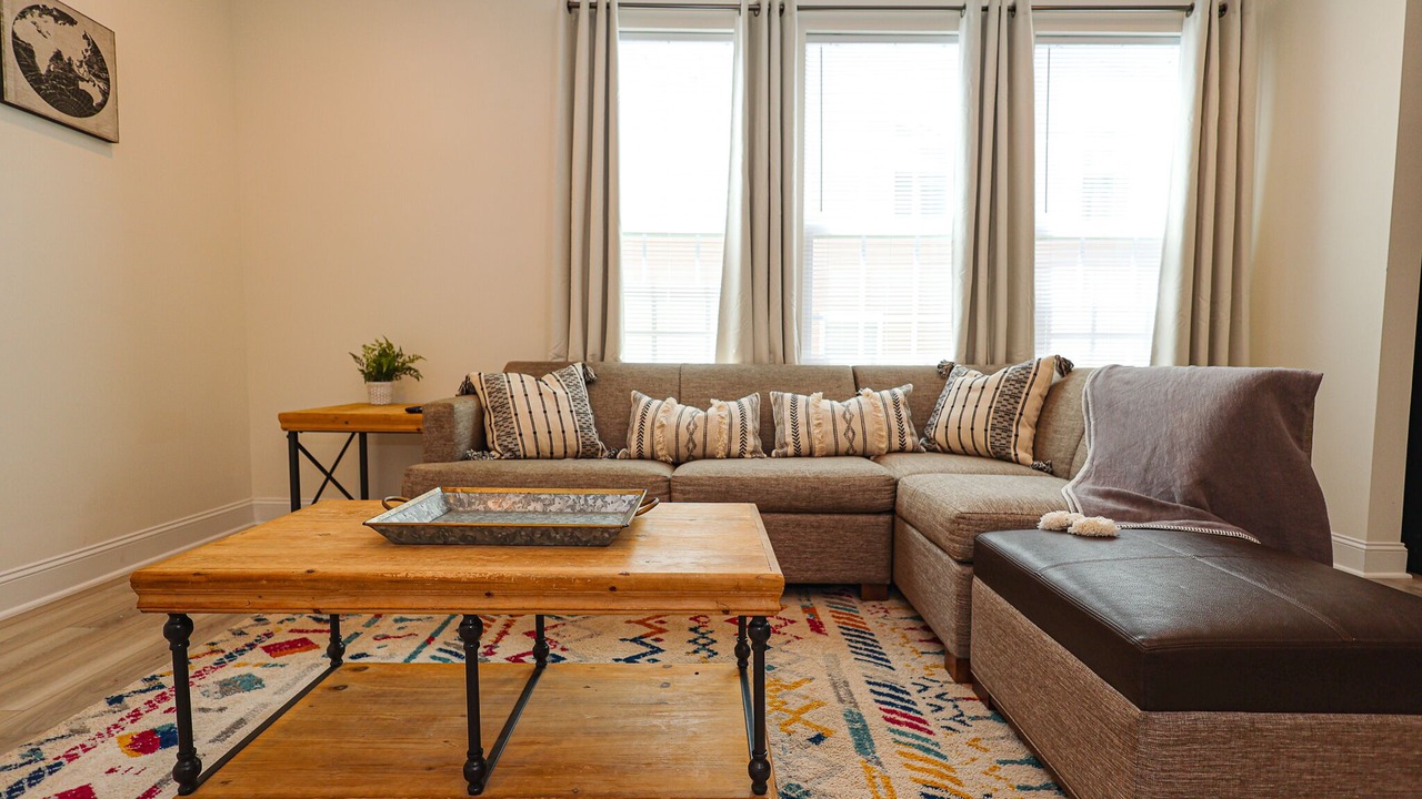 Photo of Livingroom in Southeast Raleigh