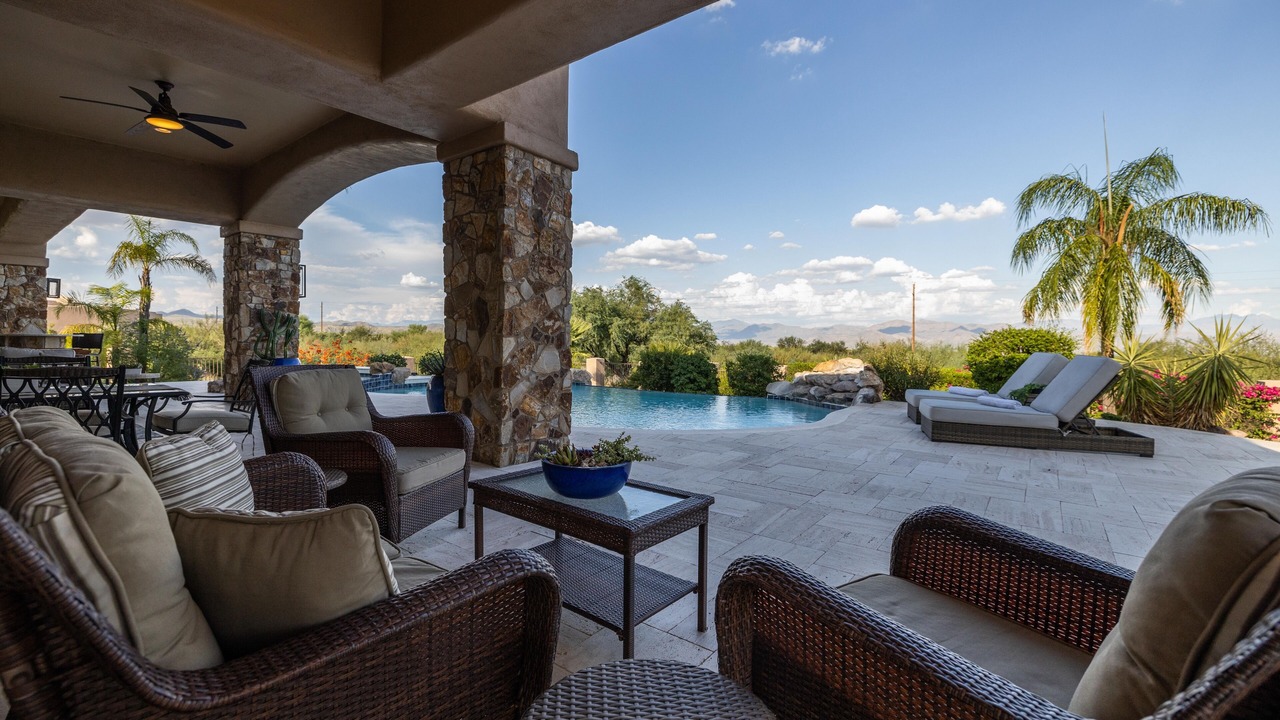 Photo of Outdoor in Sunrise Desert Vistas