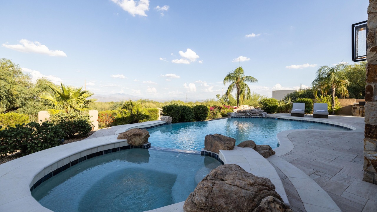 Photo of Outdoor in Sunrise Desert Vistas