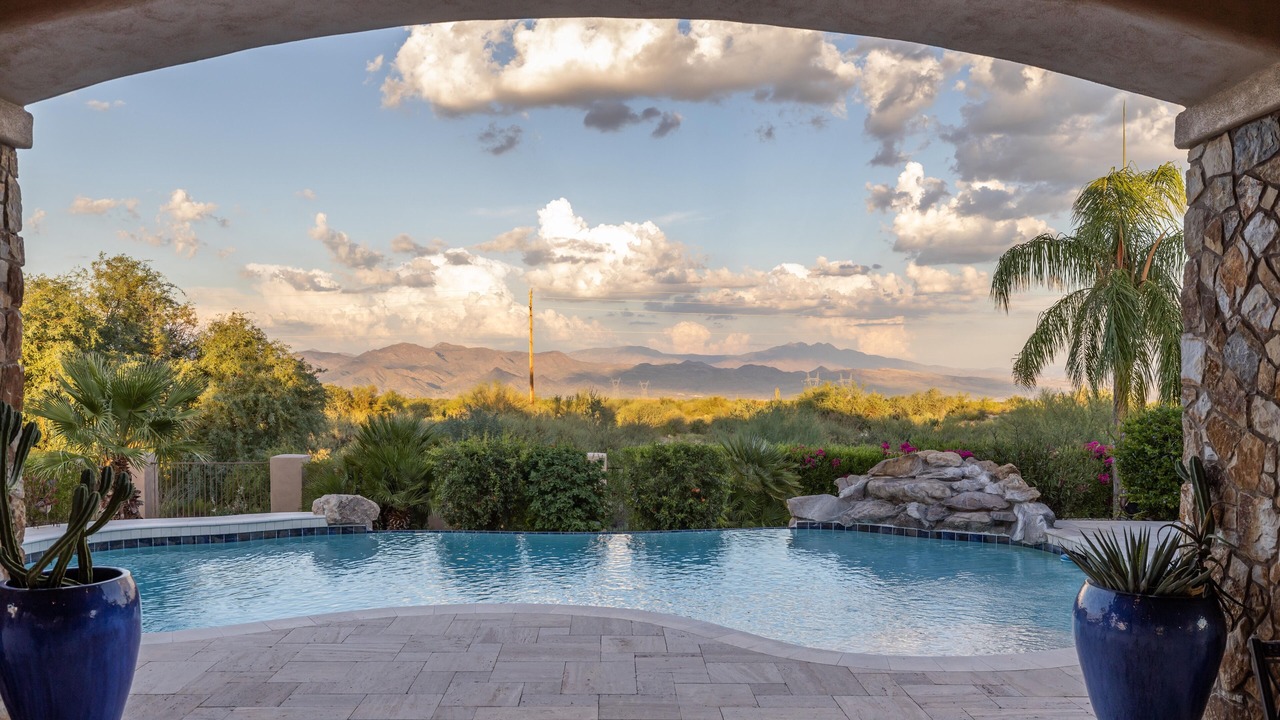 Photo of Outdoor in Sunrise Desert Vistas