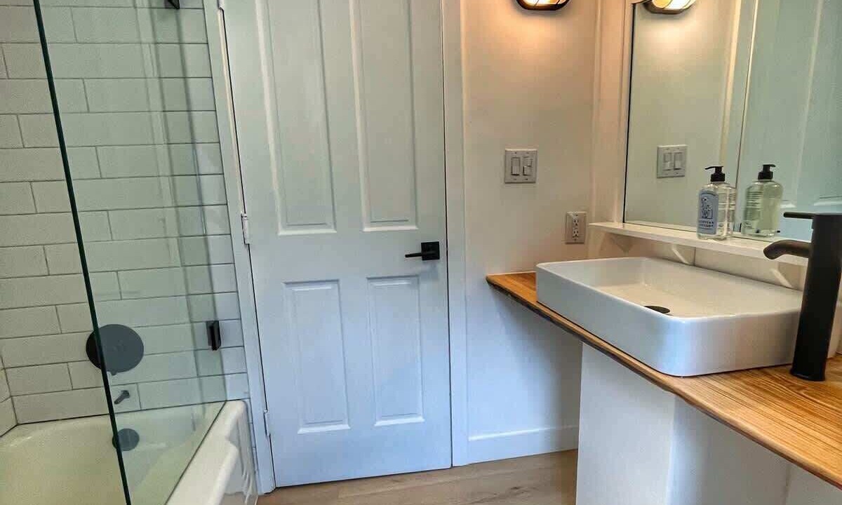 Photo of Bathroom in Unionville
