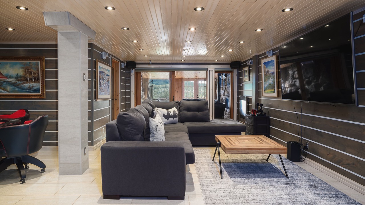 Photo of Livingroom in Mandeville