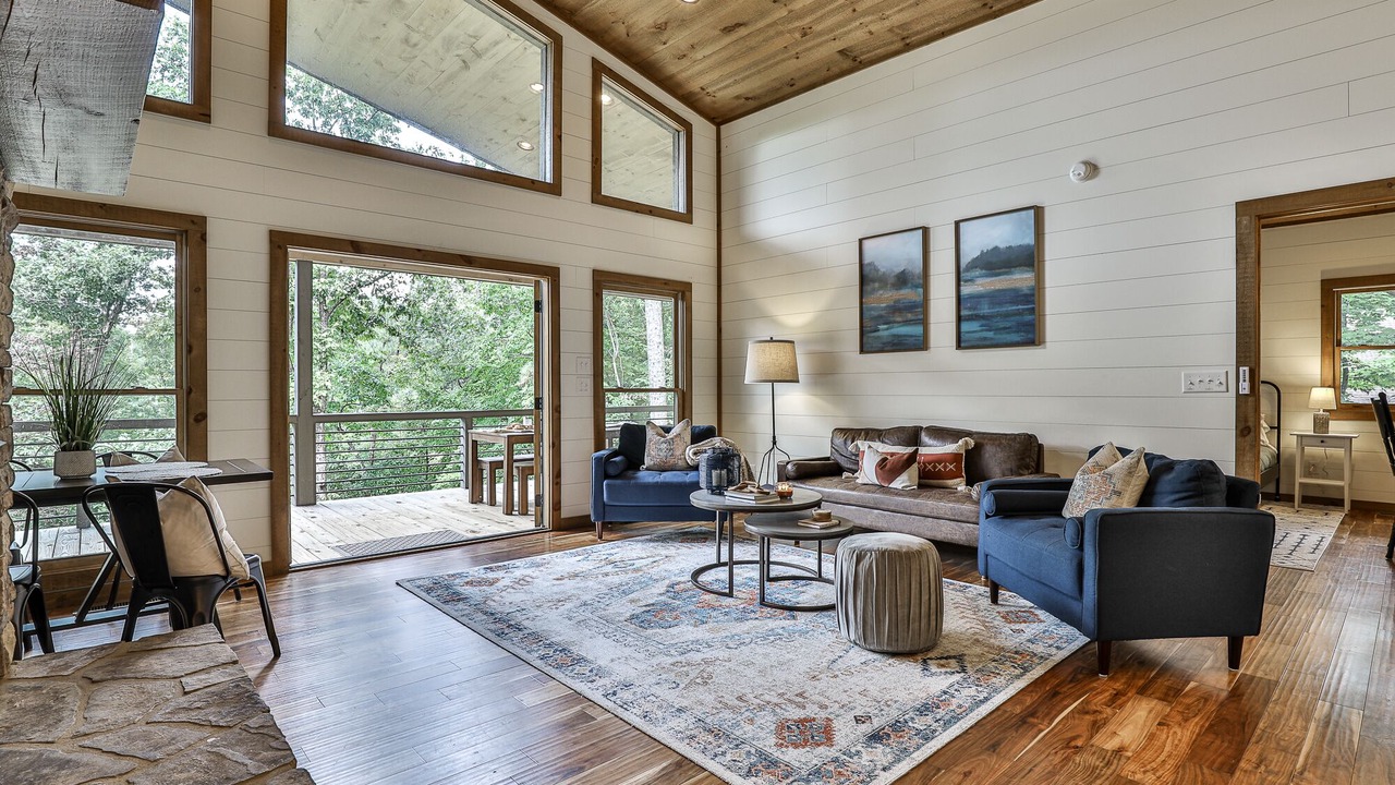 Photo of Livingroom in Ellijay