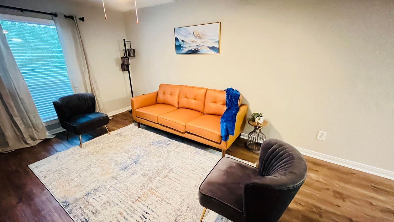 Photo of Livingroom in Garden Oaks