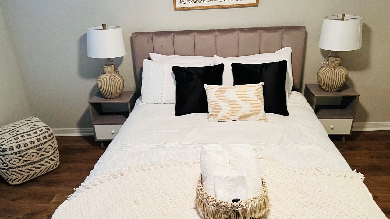 Photo of Bedroom in Garden Oaks