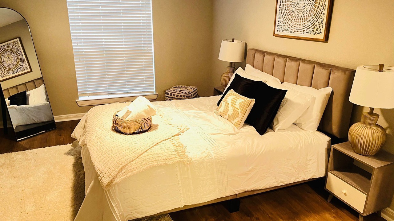Photo of Bedroom in Garden Oaks