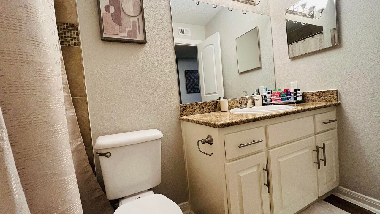 Photo of Bathroom in Garden Oaks