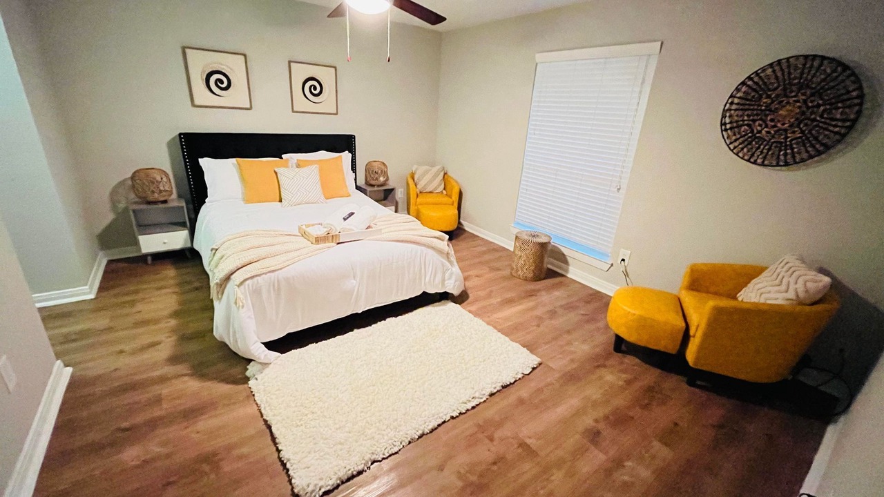 Photo of Bedroom in Garden Oaks