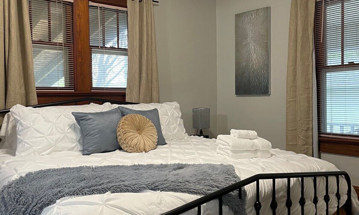 Photo of Bedroom in Terre Haute