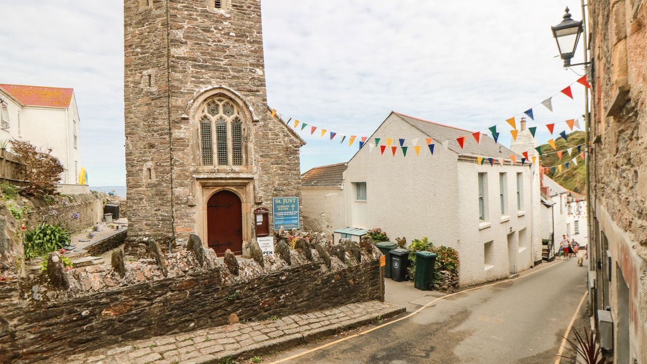 Photo of Others in Gorran