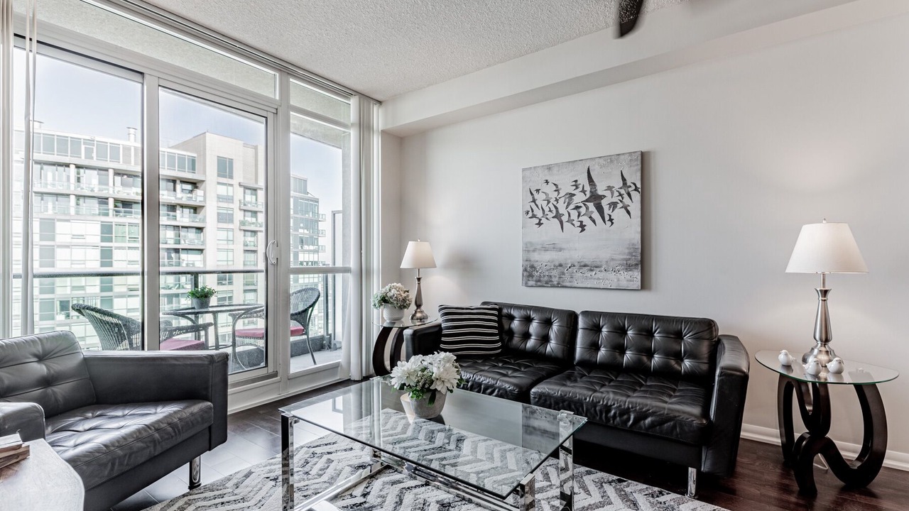 Photo of Livingroom in Fort York