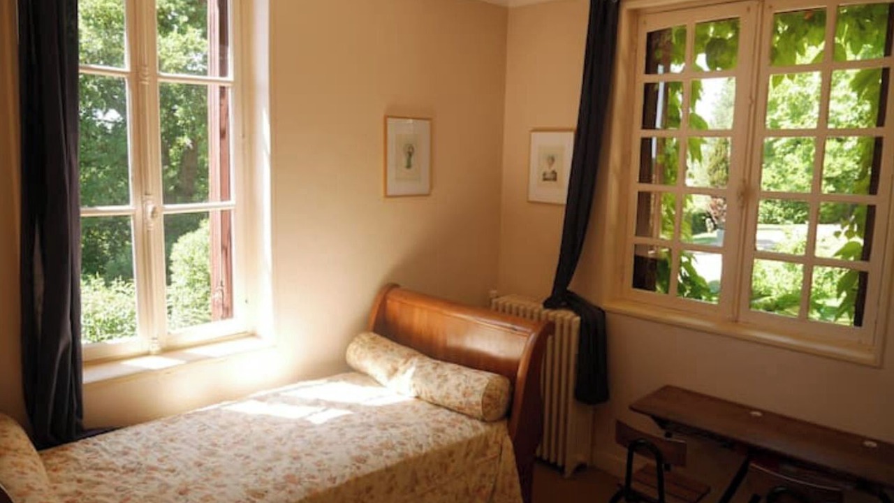Photo of Bedroom in Bernay