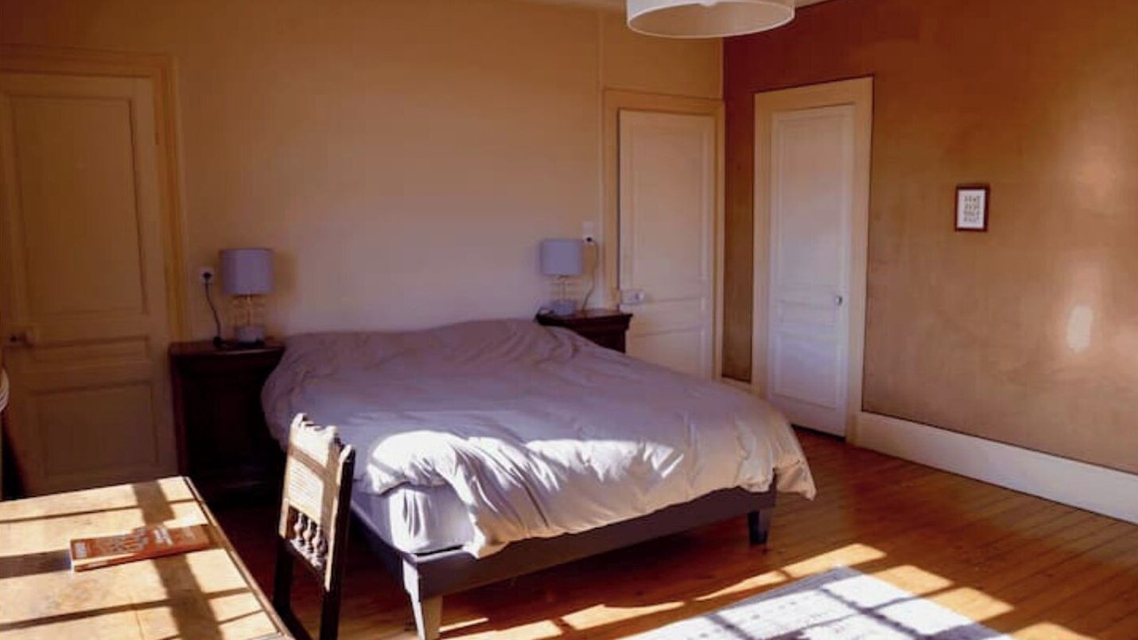Photo of Bedroom in Bernay