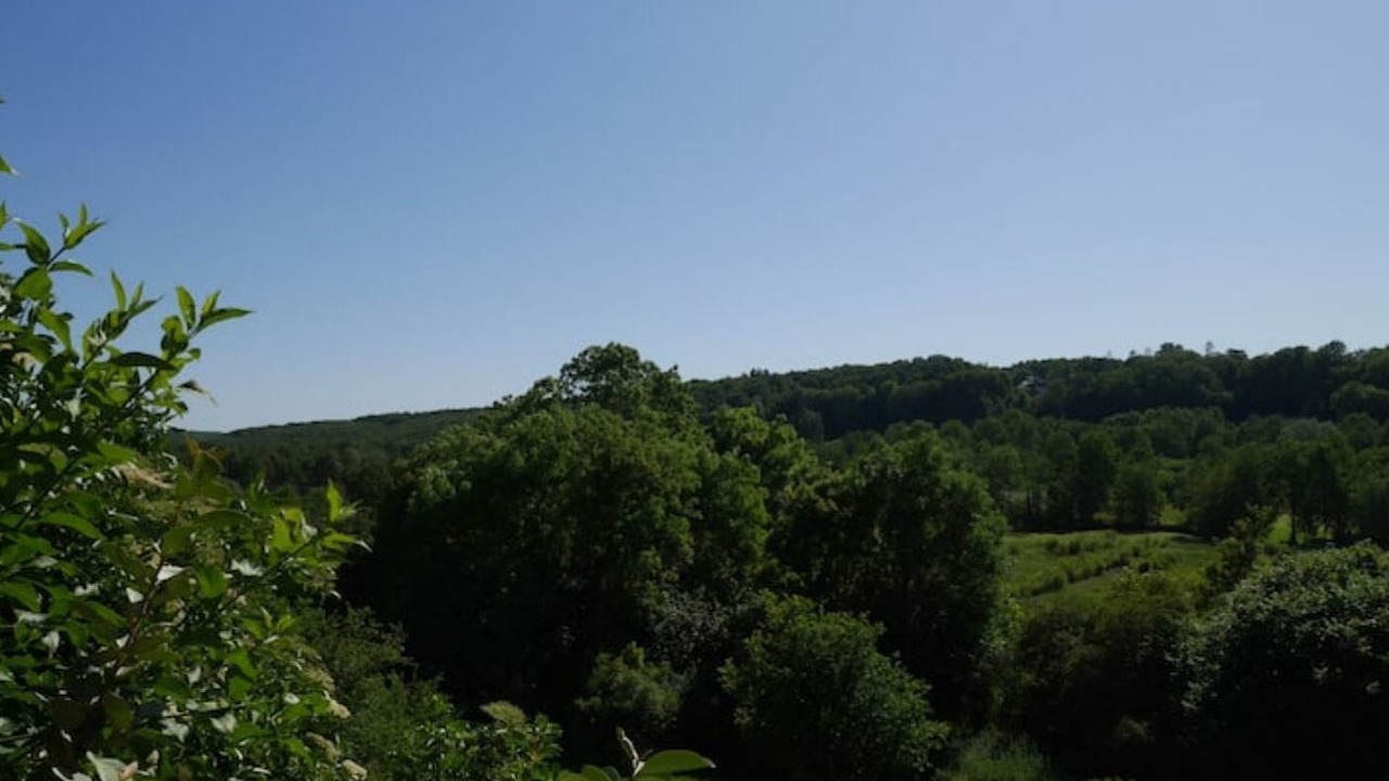 Photo of Outdoor in Bernay