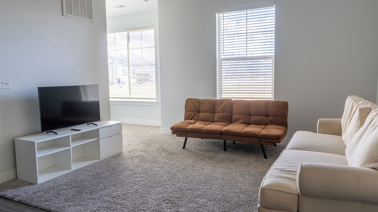 Photo of Livingroom in Lehi