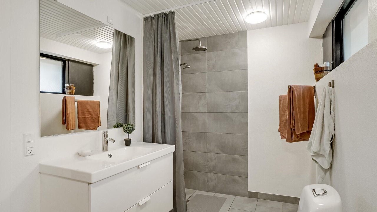 Photo of Bathroom in Hojslev