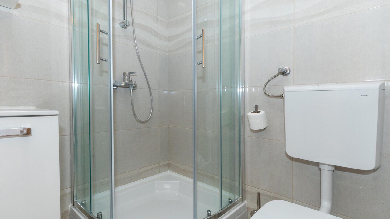 Photo of Bathroom in Peracko Blato