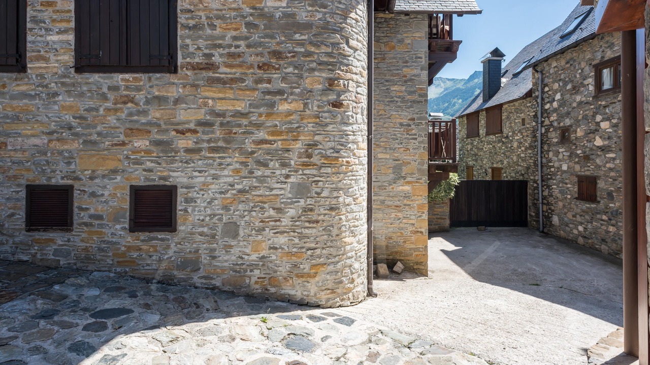 Photo of Outdoor in Gessa